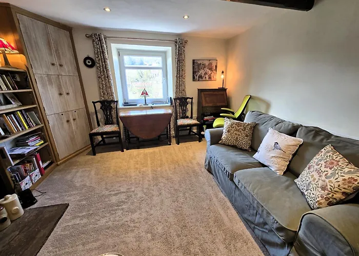 Crosland Cottage